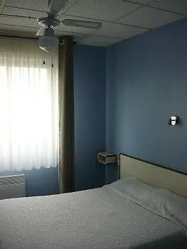 Hotell Le Rohu Séné